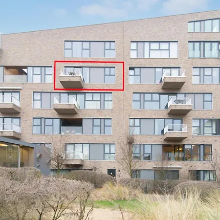 Pretty With Balcony אוסטנדה